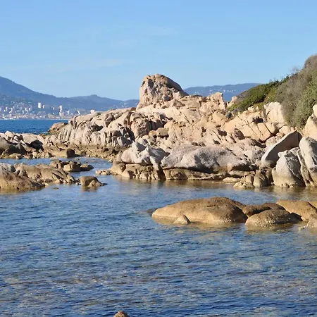 Appartement T2 Vue Sur Porticcio (Corsica)